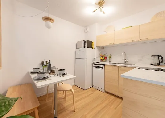 Le Tropical Bali, Appt T2, Proche Metro Et Centre Apartament