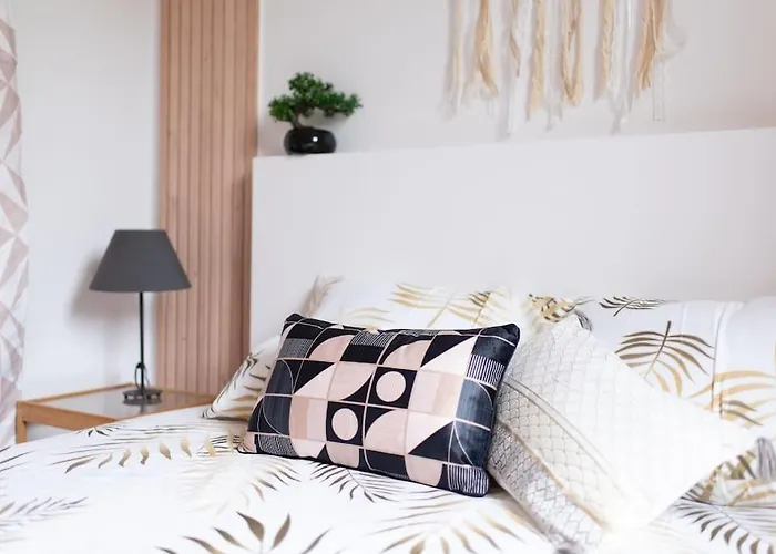 Le Tropical Bali, Appt T2, Proche Metro Et Centre Apartament