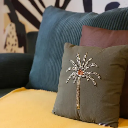 Le Tropical Bali, Appt T2, Proche Metro Et Centre Апартаменты *